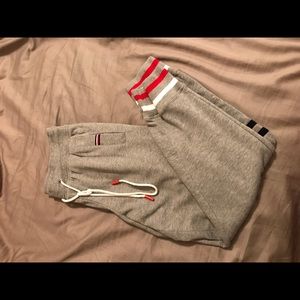 Tommy Hilfiger Joggers!